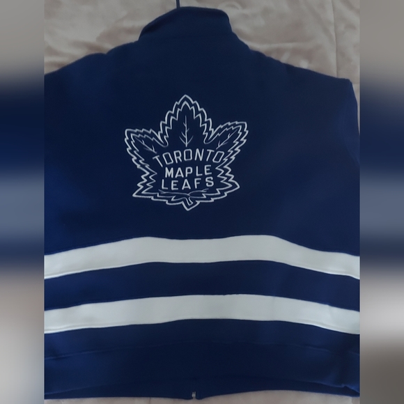 Toronto Maple leafs Sweat Suit - Picture 3 of 6